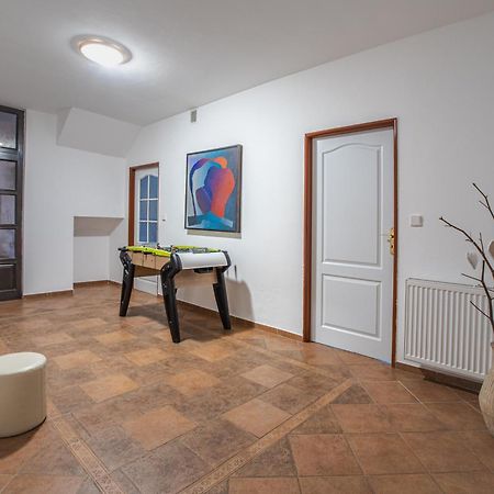 Apartmany Adrspach " U Kozaru " Теплице-над-Метуи Экстерьер фото